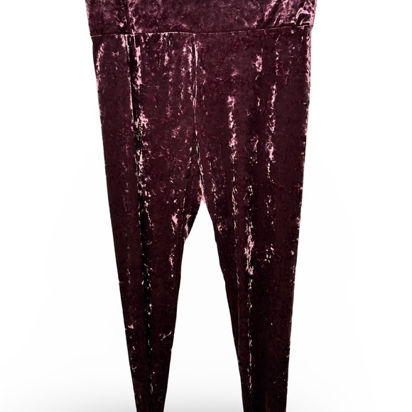 Lou & Grey Velvet Leggings in Deep Plum - Picture 3 of 9